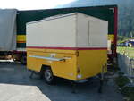 (238'371) - PostAuto Oberwallis - VS 258'977 - H�nni Mini-Postb�ro-Anh�nger am 24.