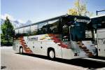 (053'322) - Ballestraz, Gr�ne - VS 43'094 - Renault am 14.