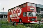 (045'231) - Aus England: Nestl�, York - B 105 UAT - Dennis (ex Londonbus) am 11.