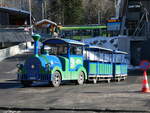 (245'591) - Champ�ry-Express, Champ�ry - VS 450'536 - am 31. Januar 2023 beim Bahnhof Champ�ry