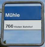 (154'370) - ZVV-Haltestellenschild - Kloten, M�hle - am 21.