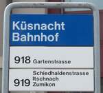 (203'513) - ZVV-Haltestellenschild - K�snacht, Bahnhof - am 7. April 2019